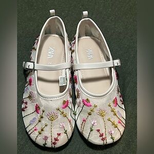 Zara Kids Floral Embroidered Shoes